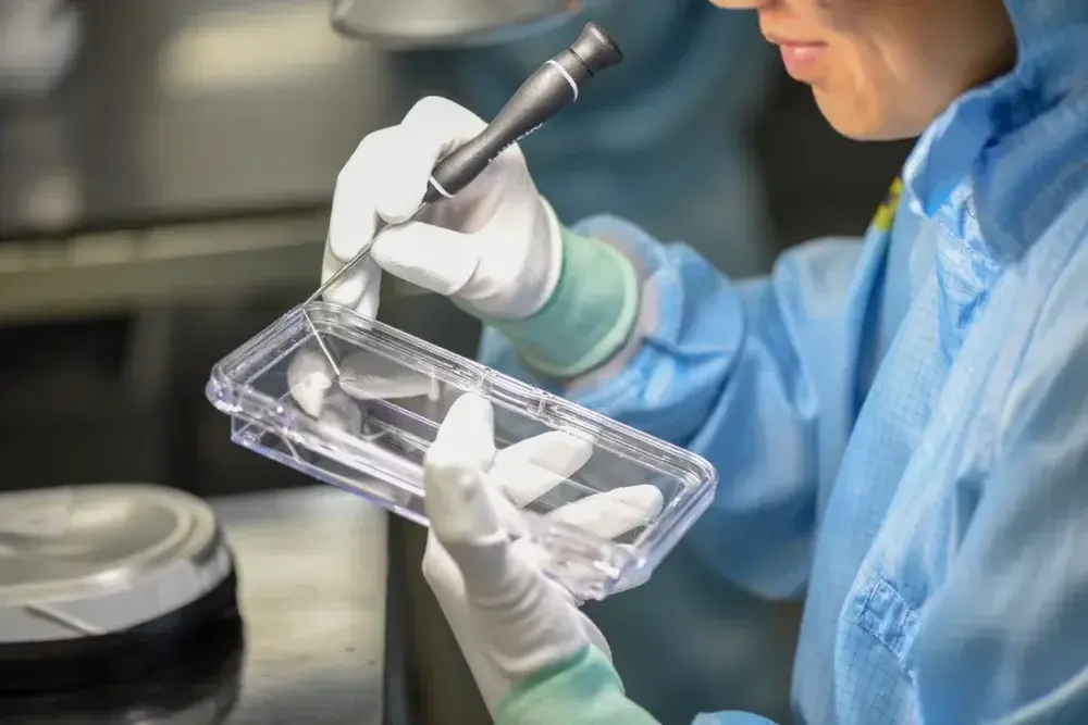 Clean to protect composite cleanroom packaging 2 min